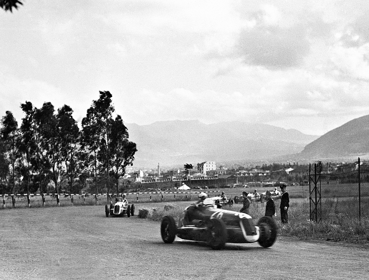 01_Palermo-23.5.1940-Targa-Florio-Maserati-4CL-Gigi-Villoresi maserati
