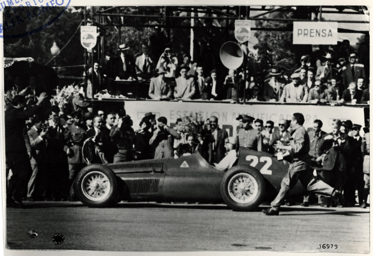 alfaromeoGP1000 Juan Manuel Fangio
