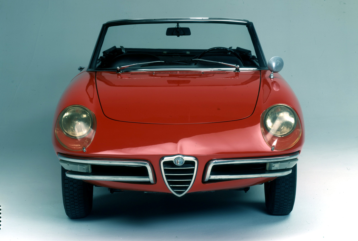 alfa-romeoTarga-Florio SemanalClásico - Revista online de coches clásicos, de colección y sport - La Duetto de Alfa Romeo