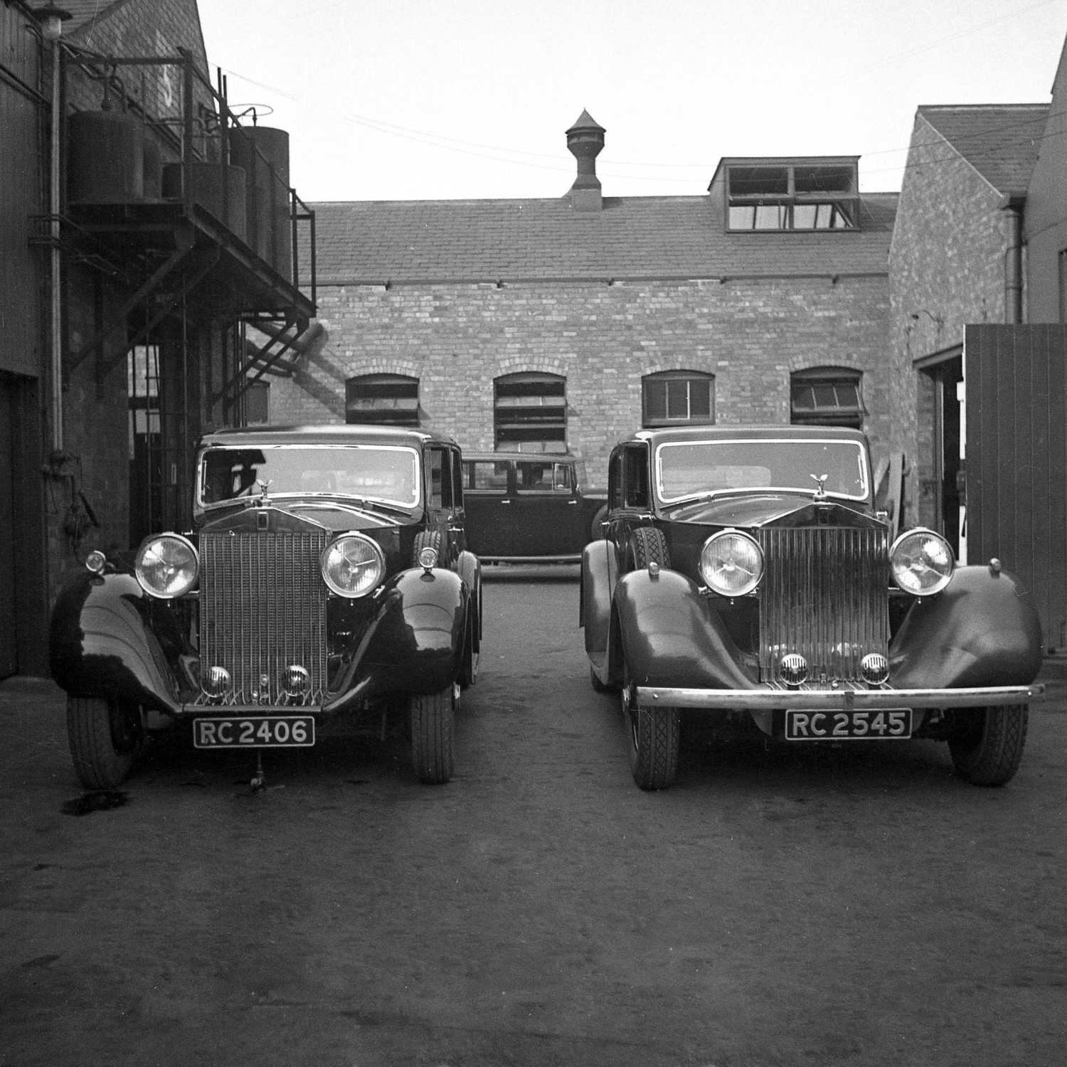 rolls-royce-30ex-experimental_phantom-iii-spectre-cars-1934-7-1500px Rolls Royce: historia del nombre Spectre
