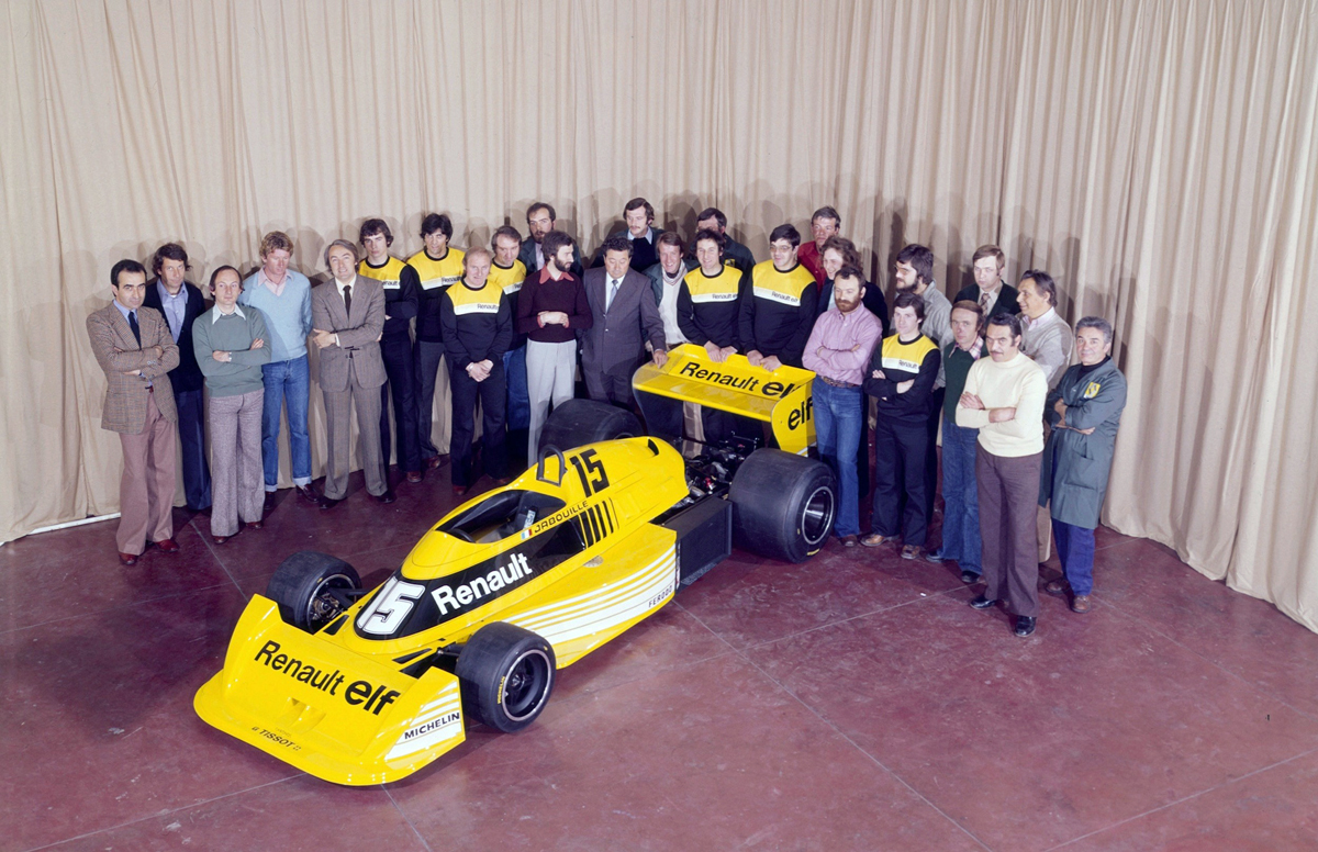 Renault_91653_global_en SemanalClásico - Revista online de coches clásicos, de colección y sport - F1: los 40 años de Renault