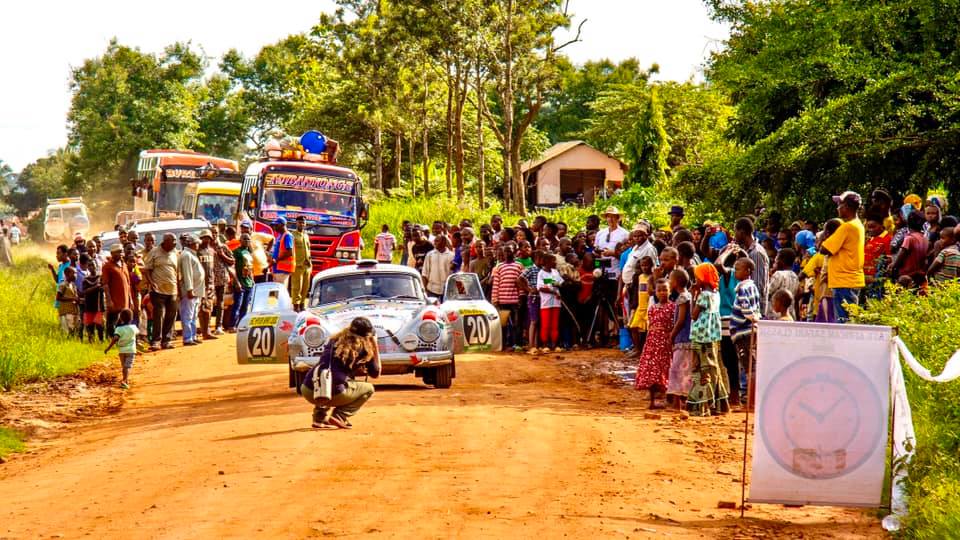 porsche356 Dos mujeres, un Porsche 356 y la vuelta al mundo