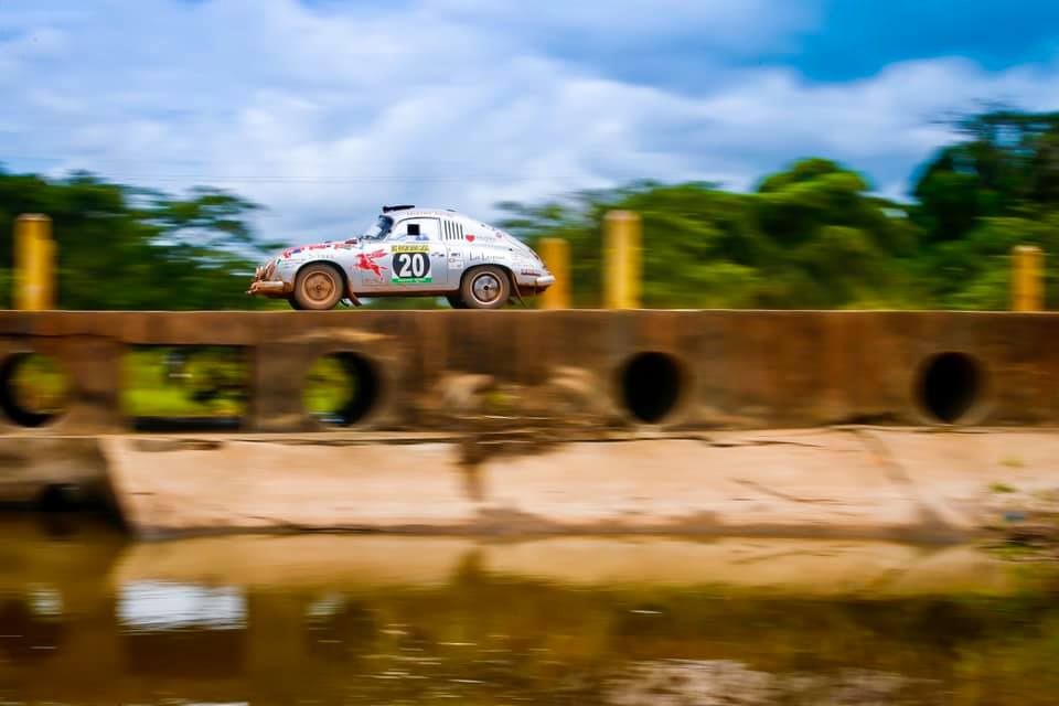 porsche356_world Dos mujeres, un Porsche 356 y la vuelta al mundo