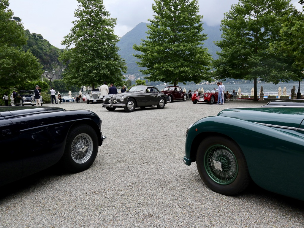 cochesclasicos_alfaromeo6C lago di como