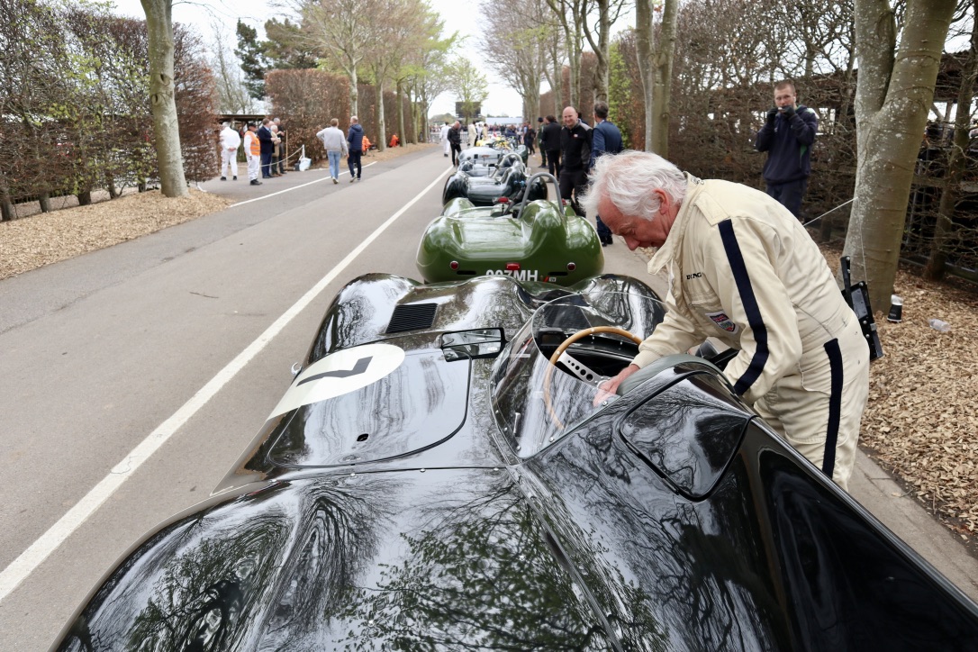 ENRjBf25RdWpUfmf6Z8m8g_membersmeeting_257c SemanalClásico - Revista online de coches clásicos, de colección y sport - goodwood