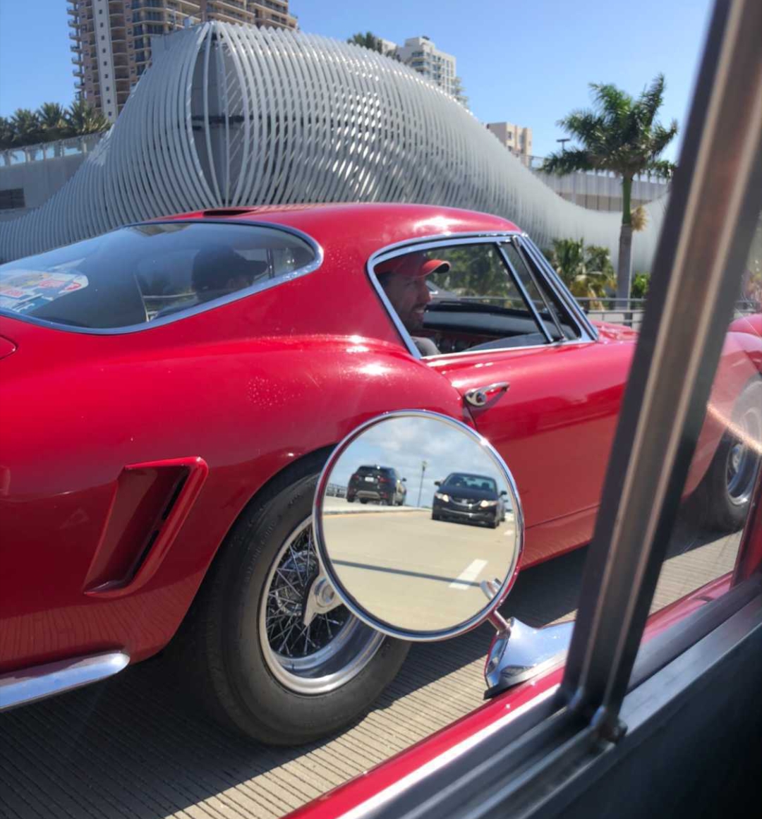 miami_ferrari SemanalClásico - Revista online de coches clásicos, de colección y sport - restauración