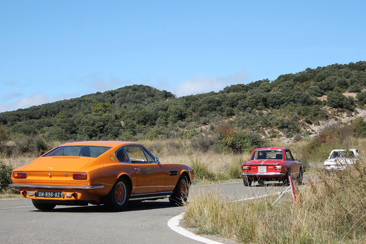 aston martin rally hospederias aragon