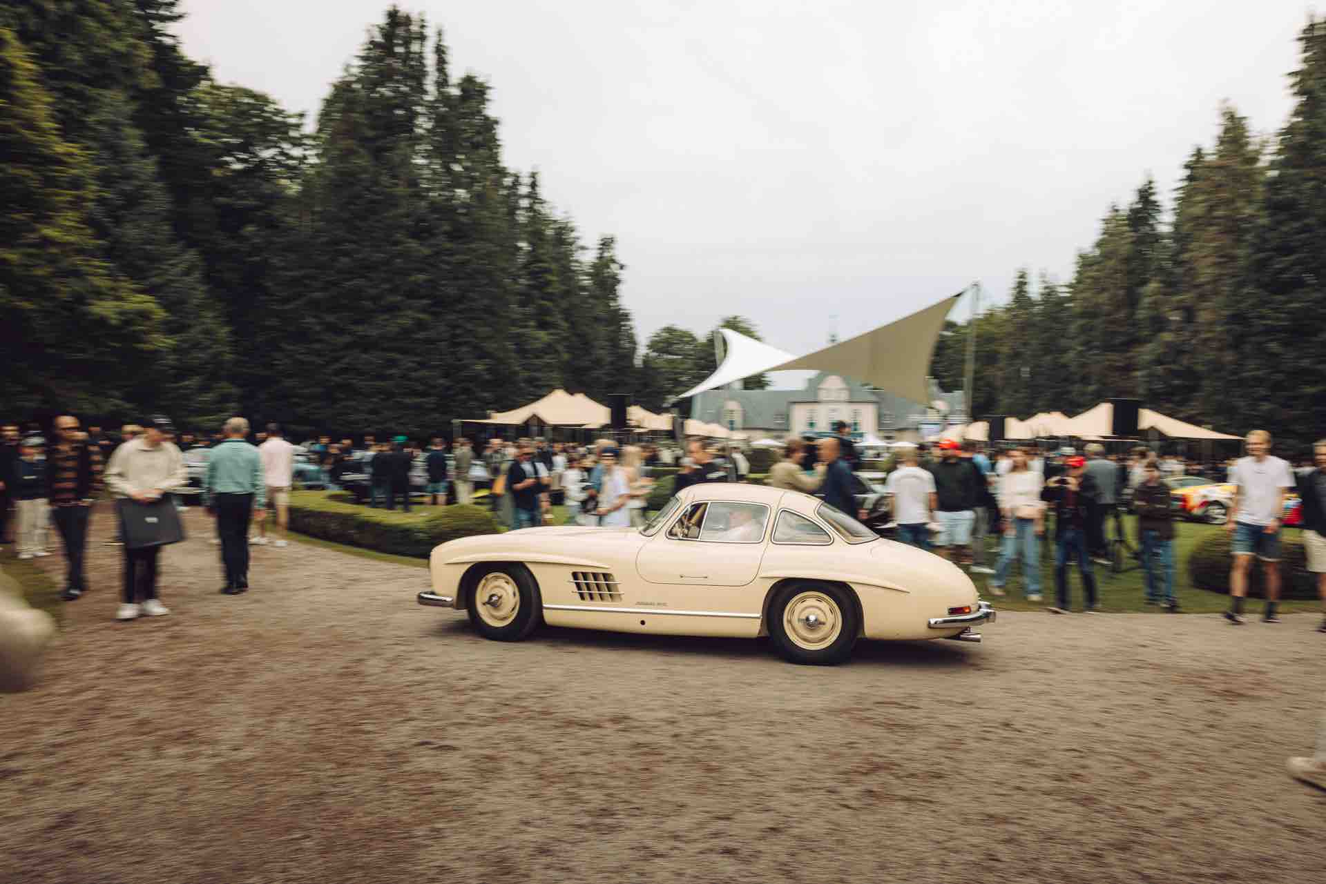 mercedes300-SL The Aurora 2025