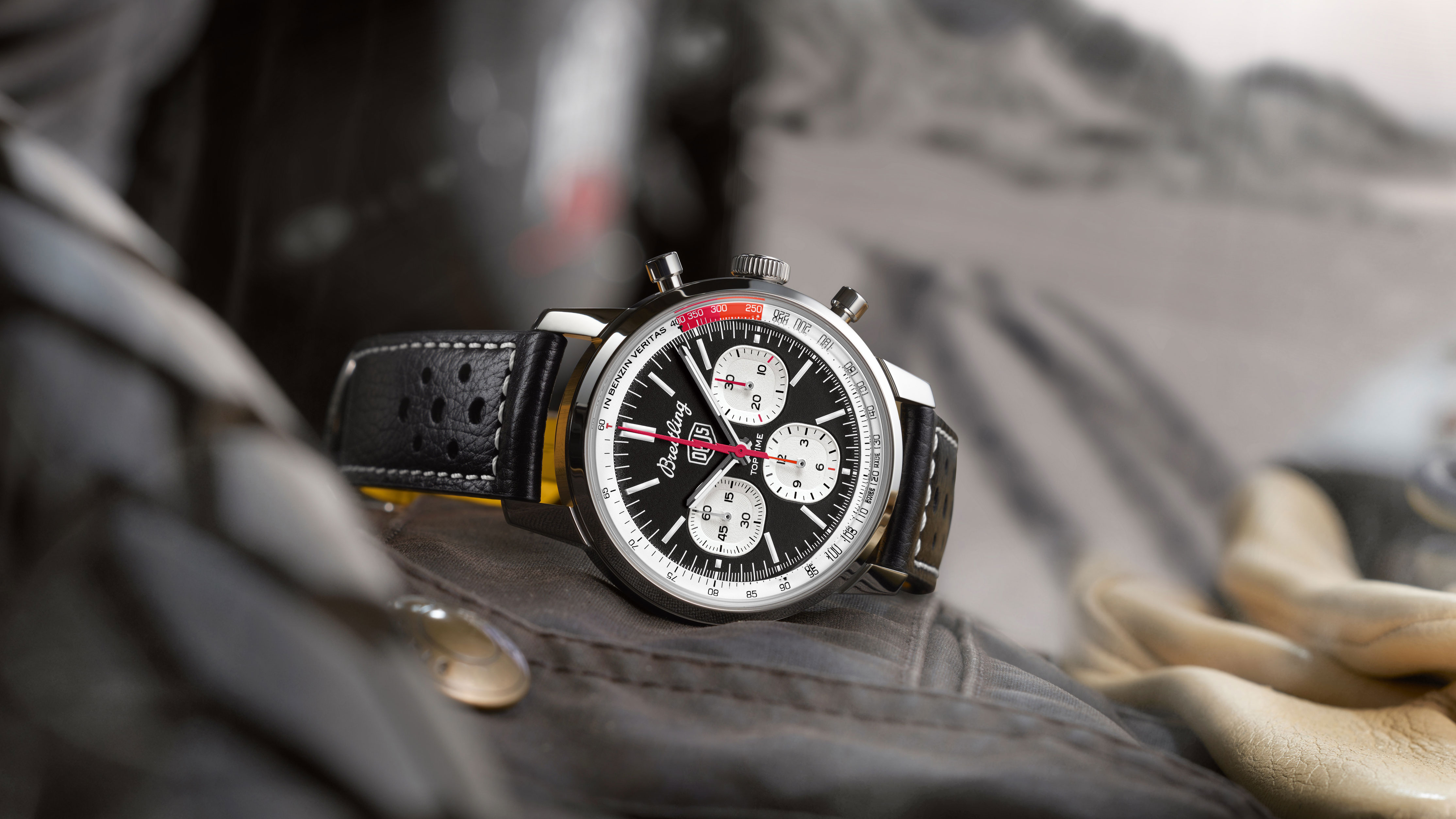 breitling Nuevos relojes Top Time Deus y Top Time Triumph