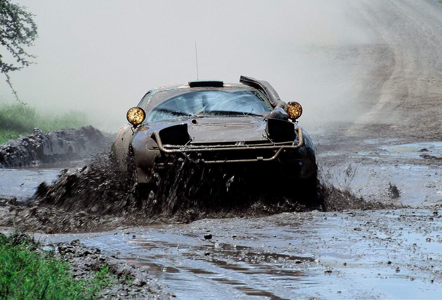 81051-1993safarirallymud Toyota celebra los 30 años del 1-2-3-4 en el Rally Safari