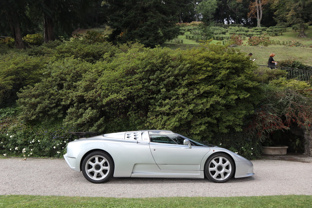 bugattieb110SS_fuoriconcorso lago di como