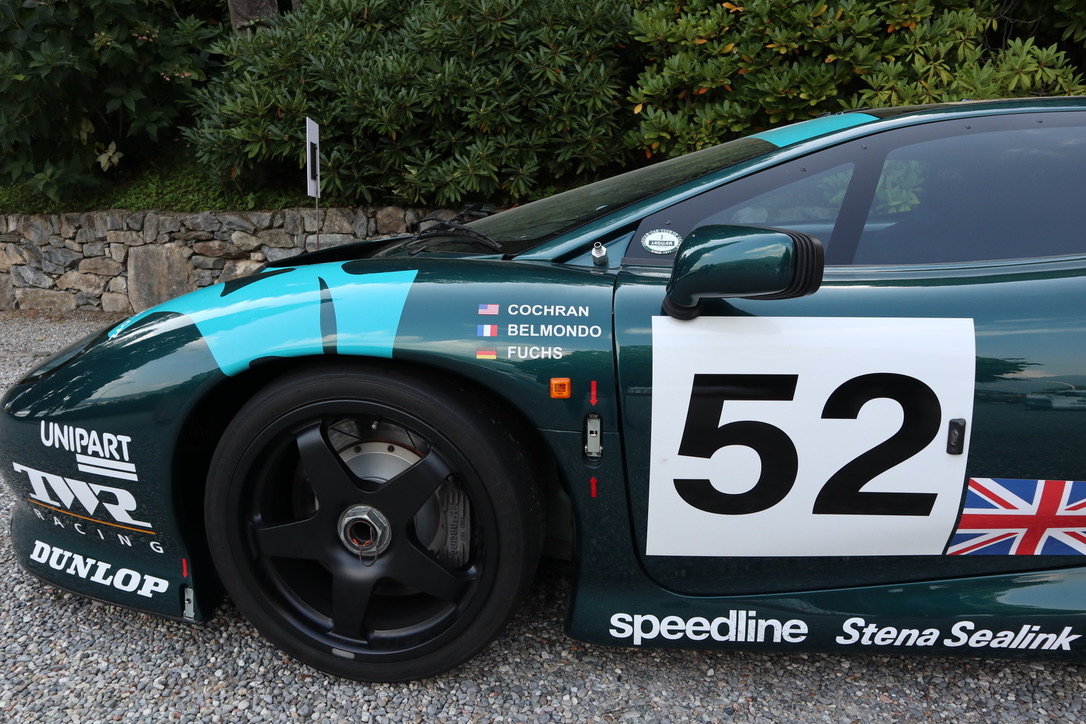 jaguarXJ220lemans_fuoriconcorso lago di como