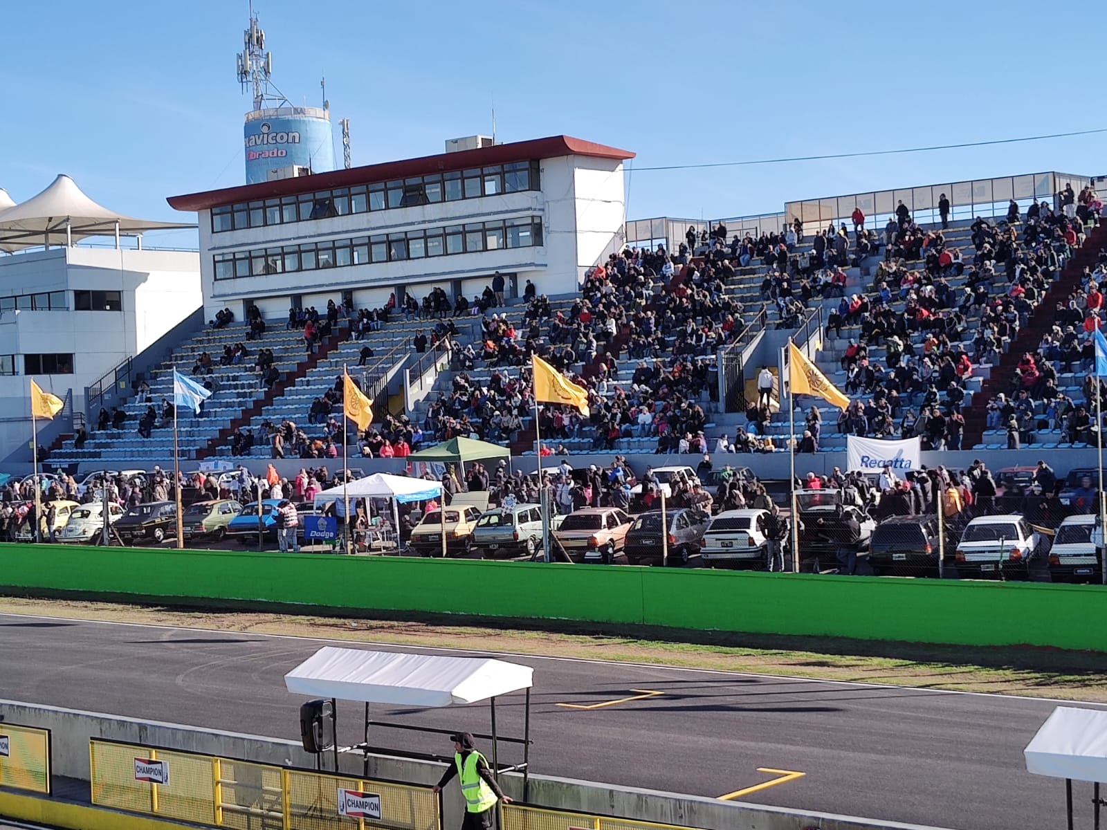 e6d1f5da-cc28-4974-b5c0-02df85567ba9 Argentina, reapertura del autódromo