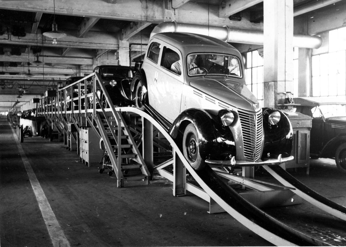Lingotto-1939-Fiat1100 Exposición: la historia y futuro de Lingotto