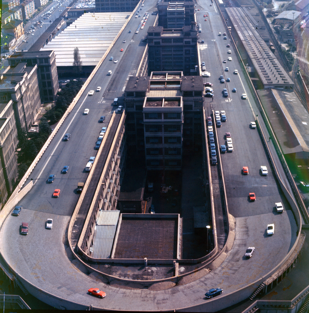 Lingotto-1966 Exposición: la historia y futuro de Lingotto