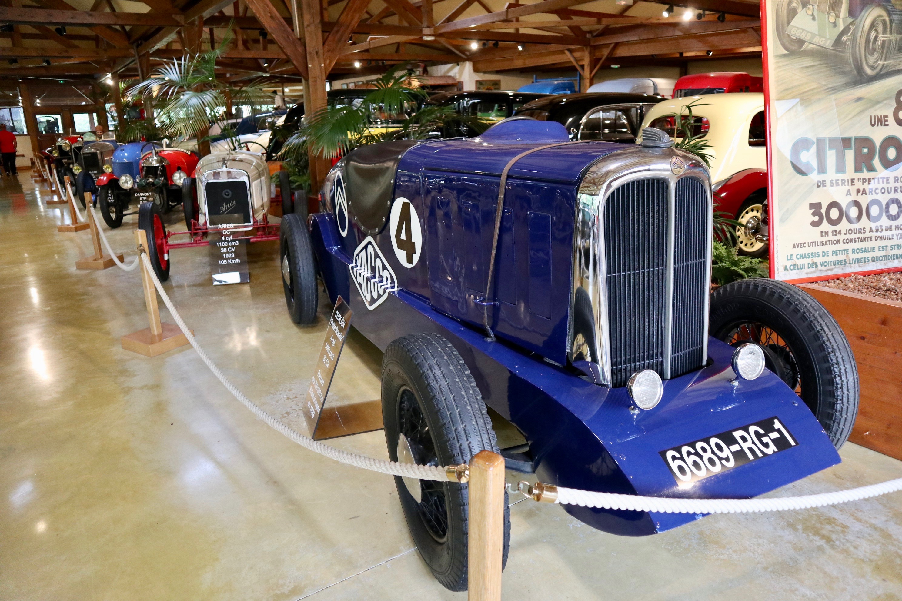 IMG_9002 Visita: Colección Manoir de l'Automobile Loheac