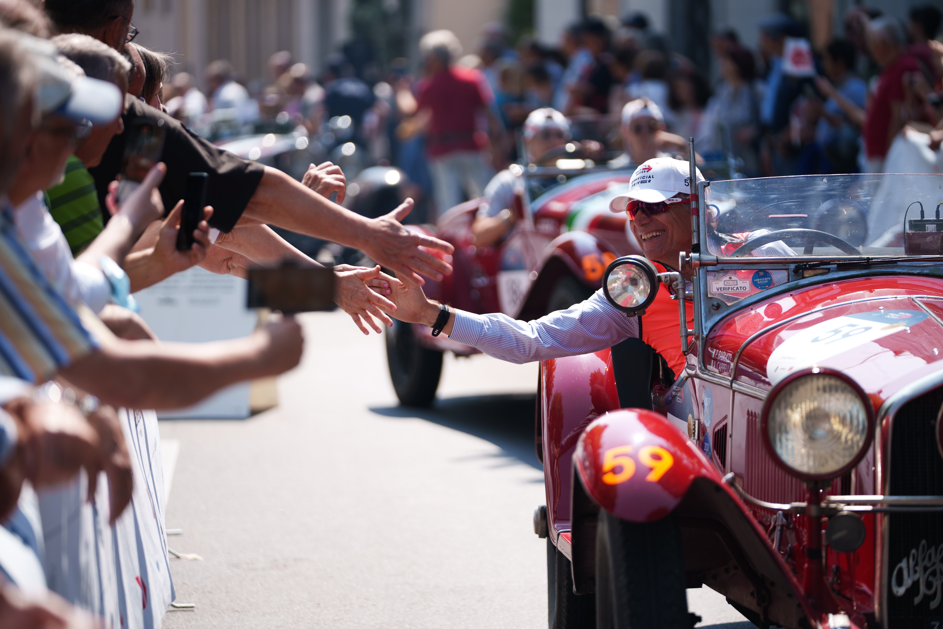 491394_Basilico_Cappella_Alfa_Romeo_6c_1750_GS_Carr_Sport_1930 Mille Miglia 2023, éxito total