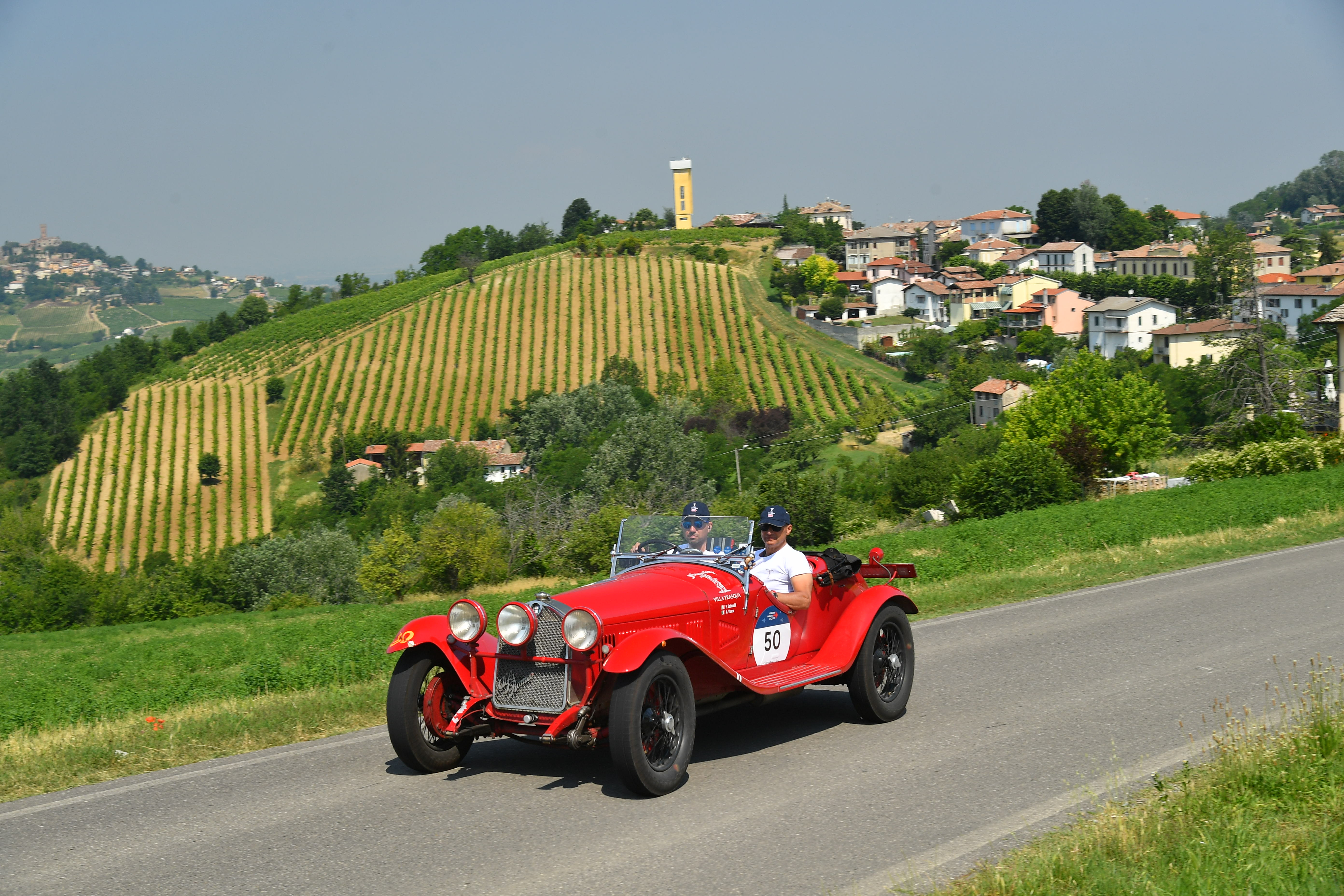 491479_Vesco_Salvinelli__Alfa_Romeo_6C_1750_SS_Zagato_1929 Mille Miglia 2023, éxito total