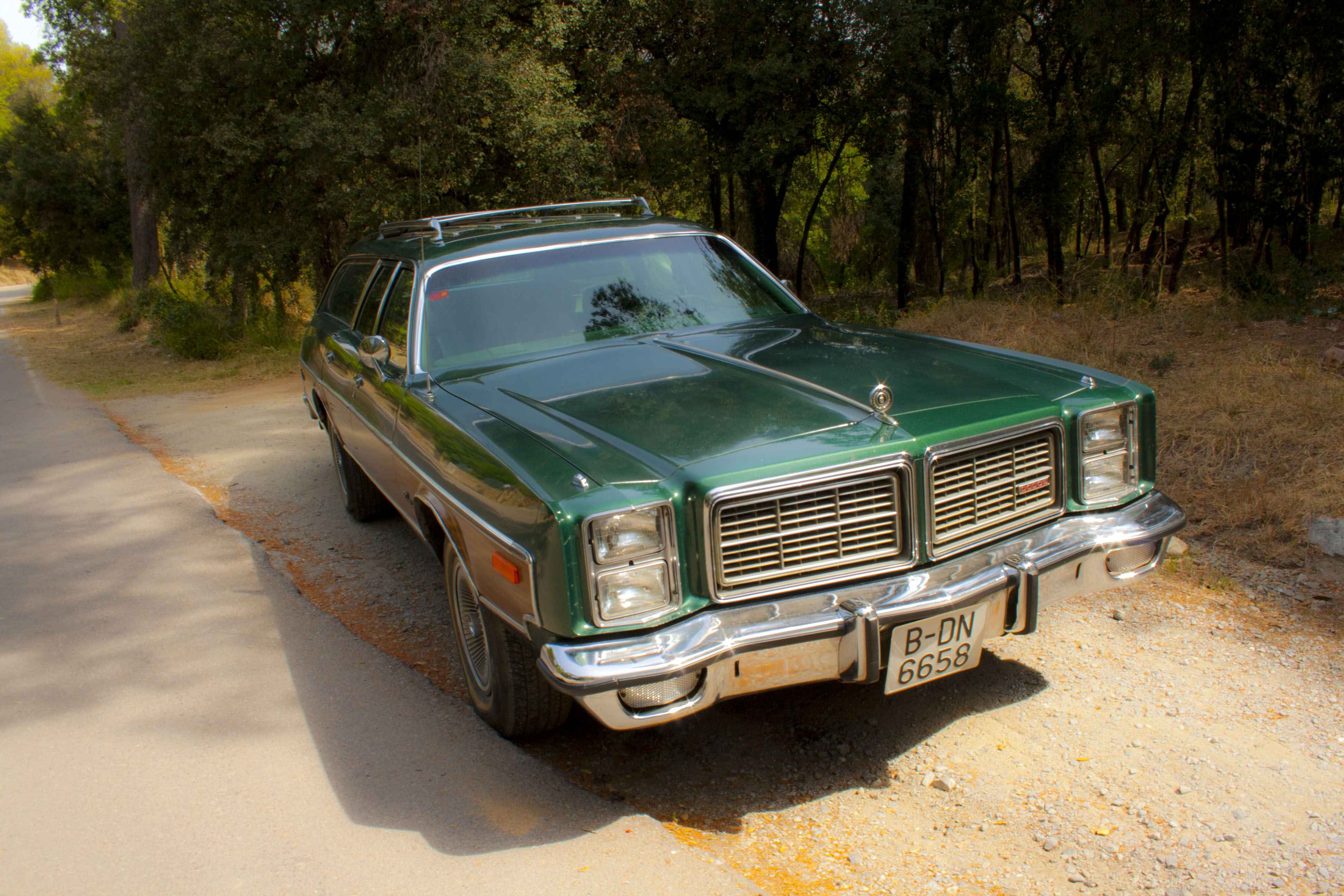 9 Paseando: Dodge Monaco Crestwood Estate