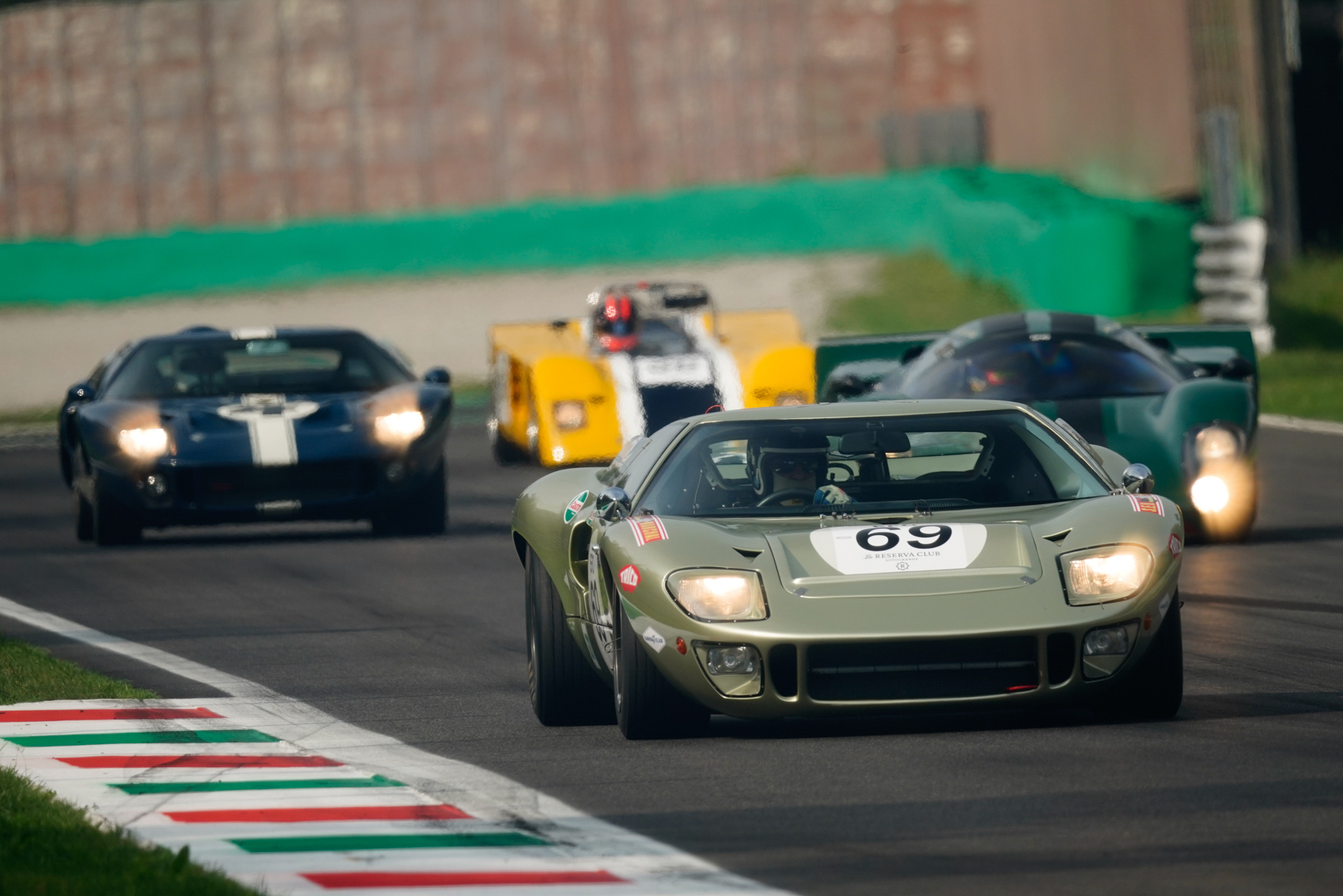 gt40_historic_monza SemanalClásico - Revista online de coches clásicos, de colección y sport - monza