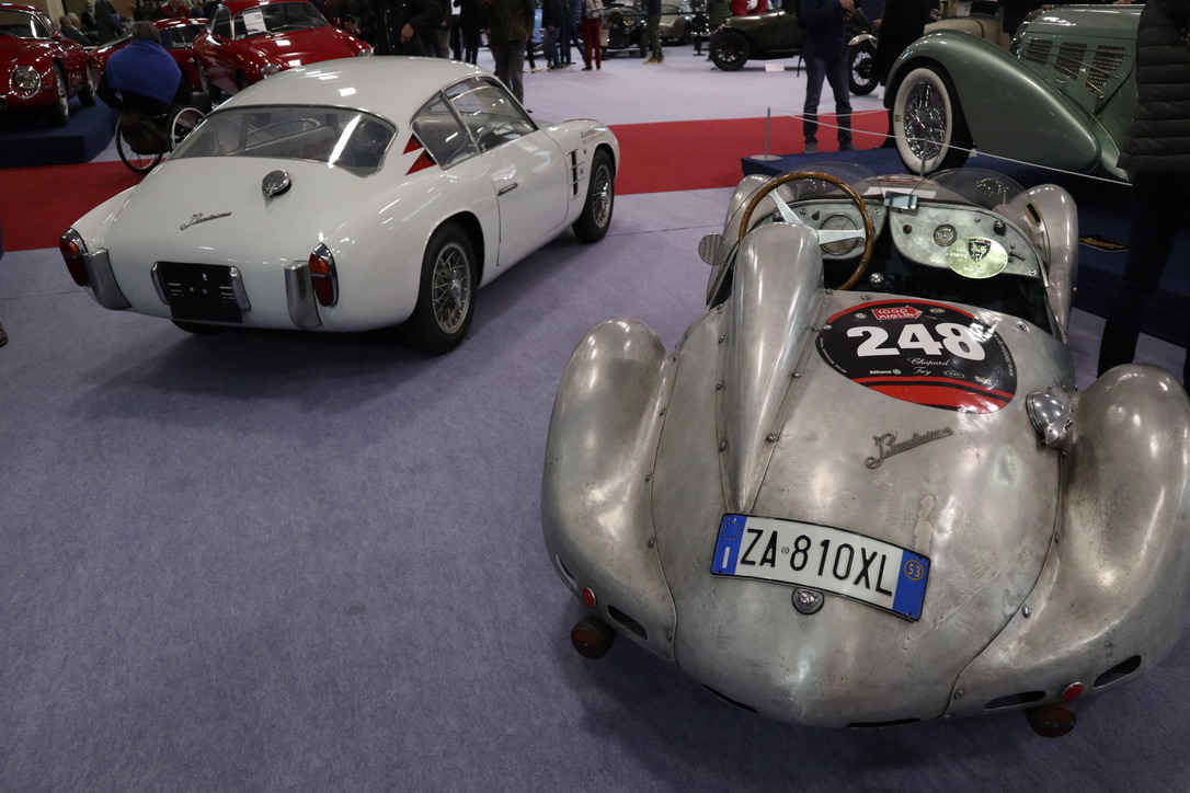 UNADJUSTEDNONRAW_thumb_16a3 Retromobile 2022