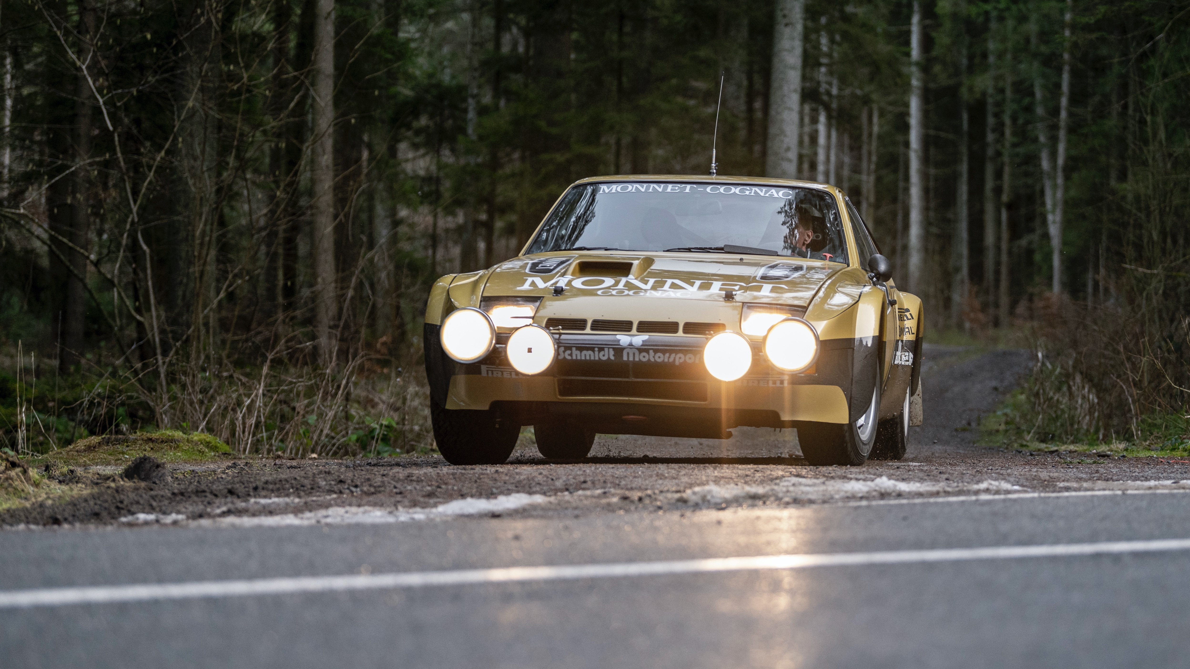 walter_rohrl_porsche_924 vintage