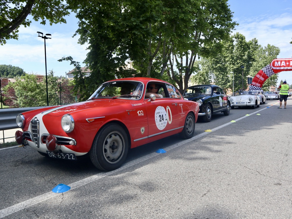 alfegiulietta_vernasca_silverflag SemanalClásico - Revista online de coches clásicos, de colección y sport - ferrari